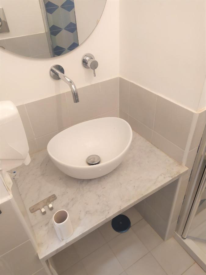 Il Castello Apartment نابولي المظهر الخارجي الصورة