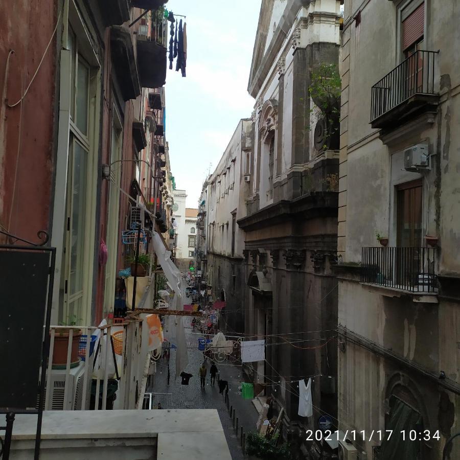 Il Castello Apartment نابولي المظهر الخارجي الصورة
