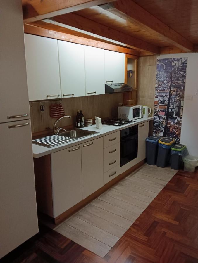 Il Castello Apartment نابولي المظهر الخارجي الصورة